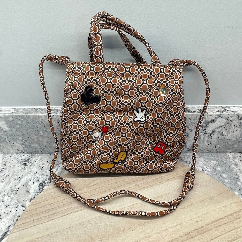 Disney Vera Bradley Mickey Mouse Icons Performance Twill Wildwood Crossbody